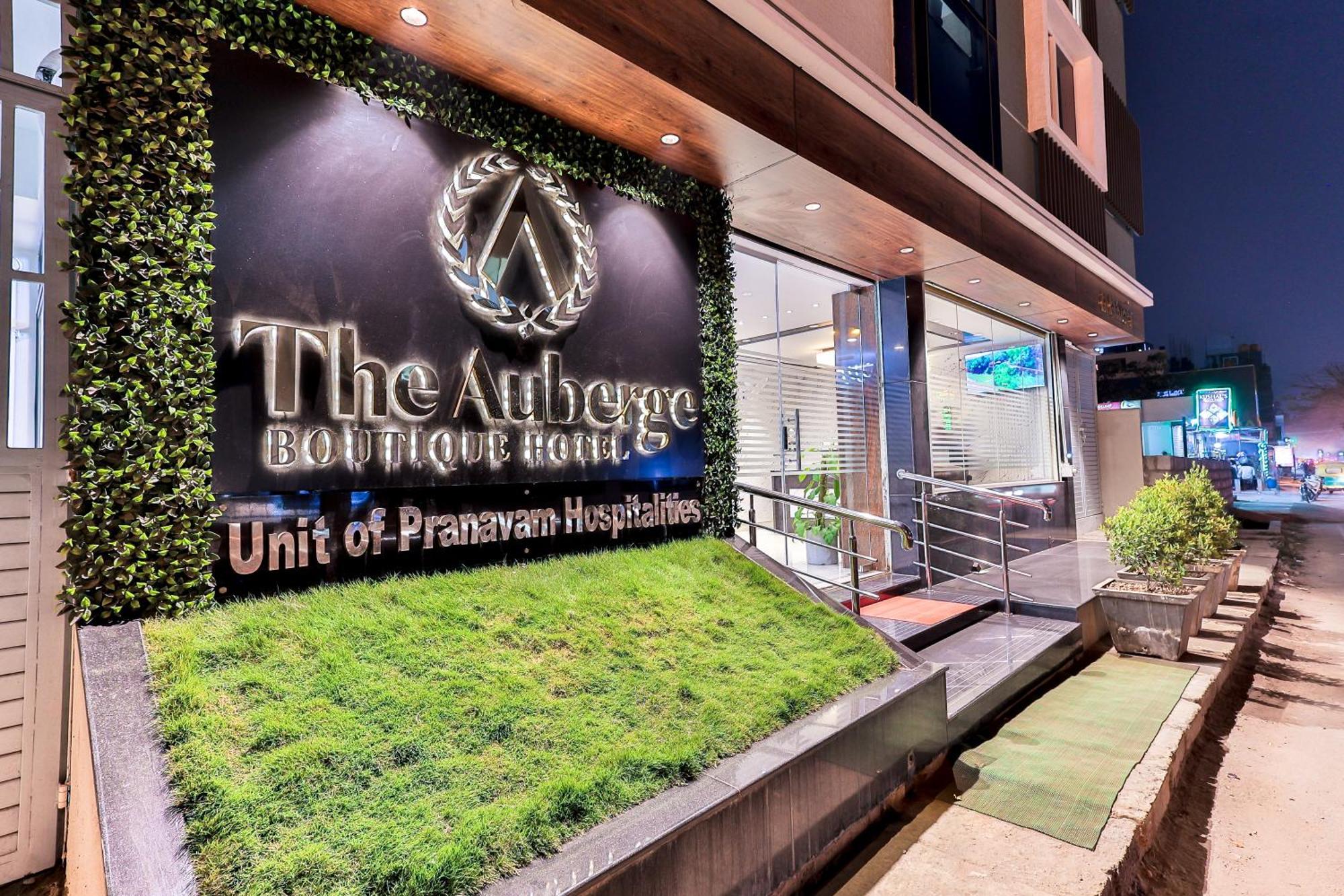 The Auberge Boutique Hotel - Manyata Tech Park Bangalore Exterior foto